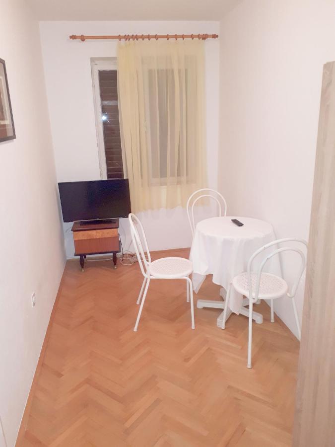 Appartamento Pavlinovic Jure Makarska Esterno foto