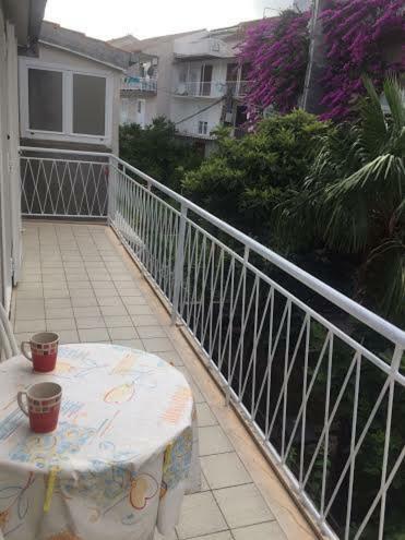 Appartamento Pavlinovic Jure Makarska Esterno foto