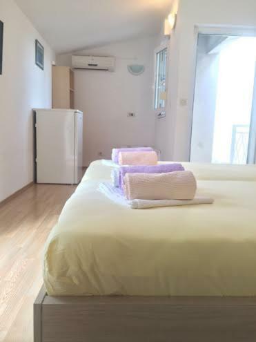 Appartamento Pavlinovic Jure Makarska Esterno foto