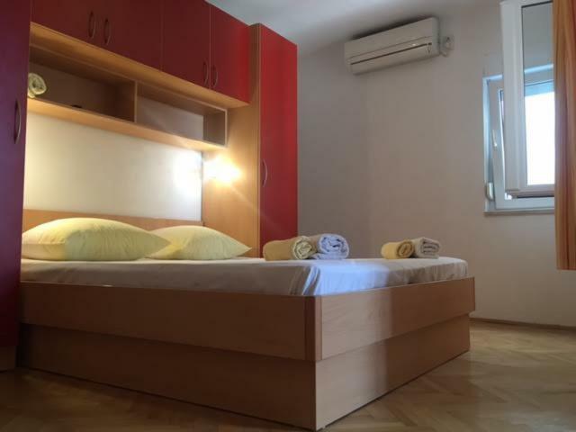 Appartamento Pavlinovic Jure Makarska Esterno foto